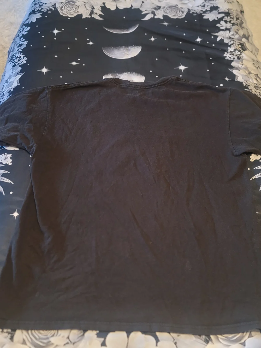 Fortnite Black Tee with Red Robot Graphic Boys Size Large - Picture 4 of 4